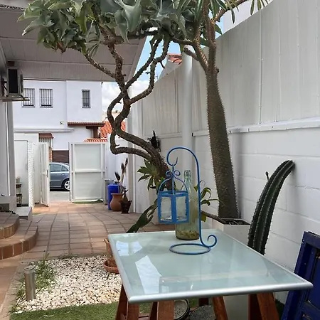 Beach-goretti House *
