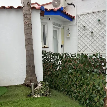 Beach-goretti House *